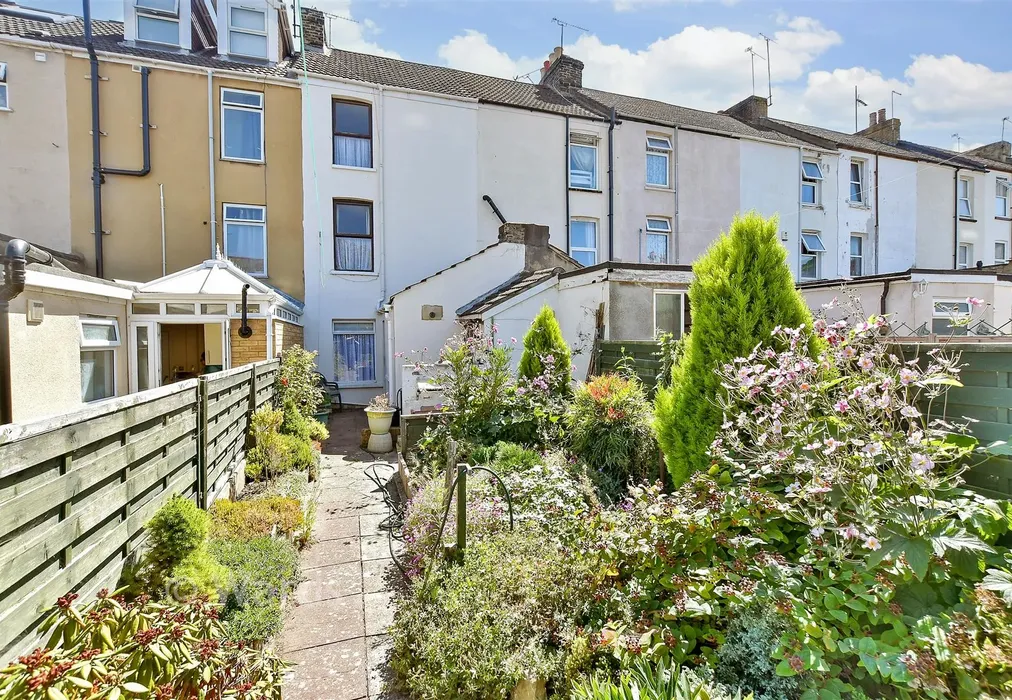 Rear Garden - Richmond Road, Gillingham, Kent - Wards of Kent