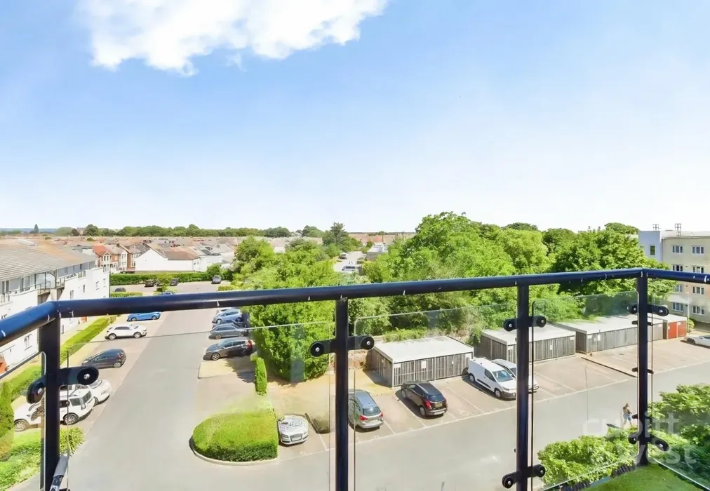  - Gisors Road Southsea PO4 - Wards of Kent