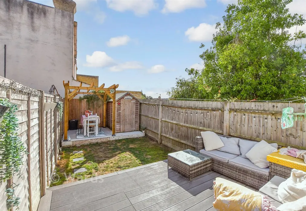 Rear Garden - St. George's Square, Maidstone, Kent - Wards of Kent