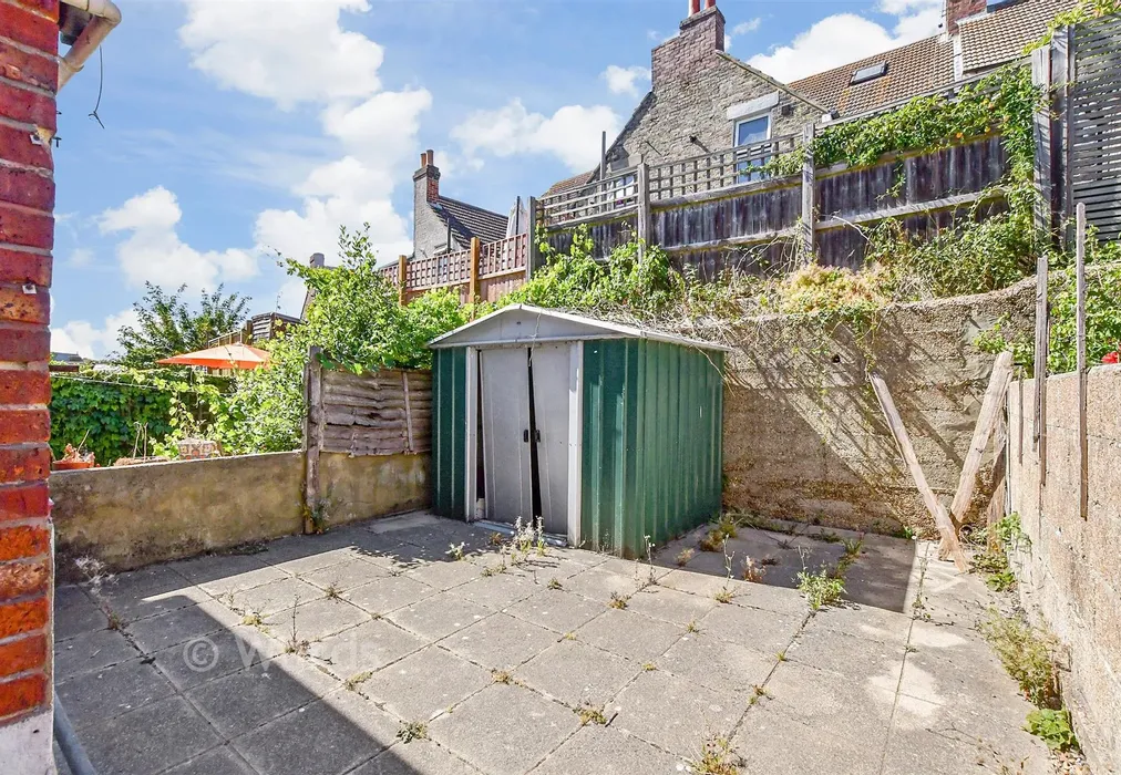 Rear Garden - Linden Crescent, Folkestone, Kent - Wards of Kent