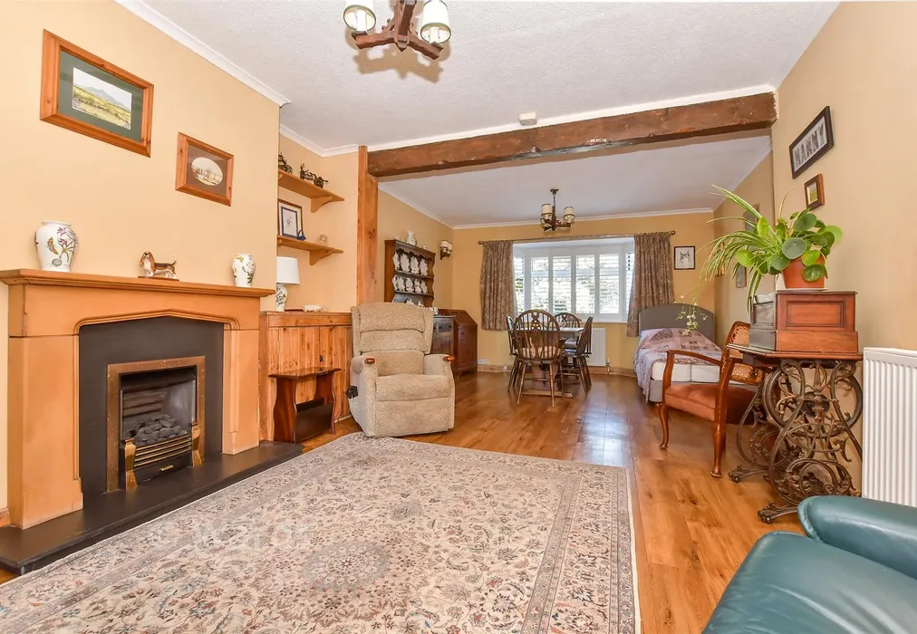 Lounge - Shorncliffe Road, Folkestone, Kent - Wards of Kent
