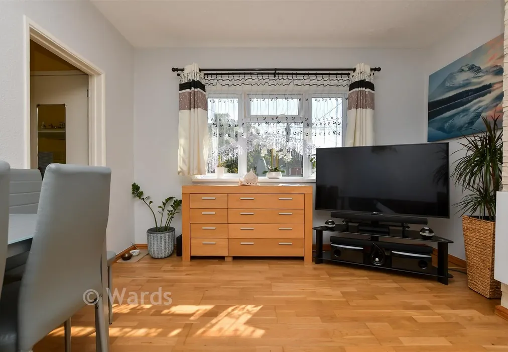 Lounge - Princess Margaret Avenue, Ramsgate, Kent - Wards of Kent