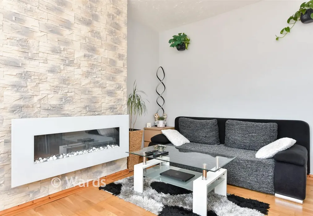 Lounge - Princess Margaret Avenue, Ramsgate, Kent - Wards of Kent