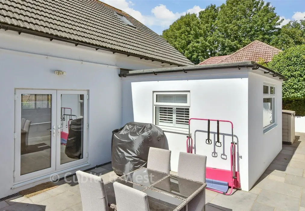 Patio / Decking - Crescent Drive North, Woodingdean, Brighton, East Sussex - Wards of Kent