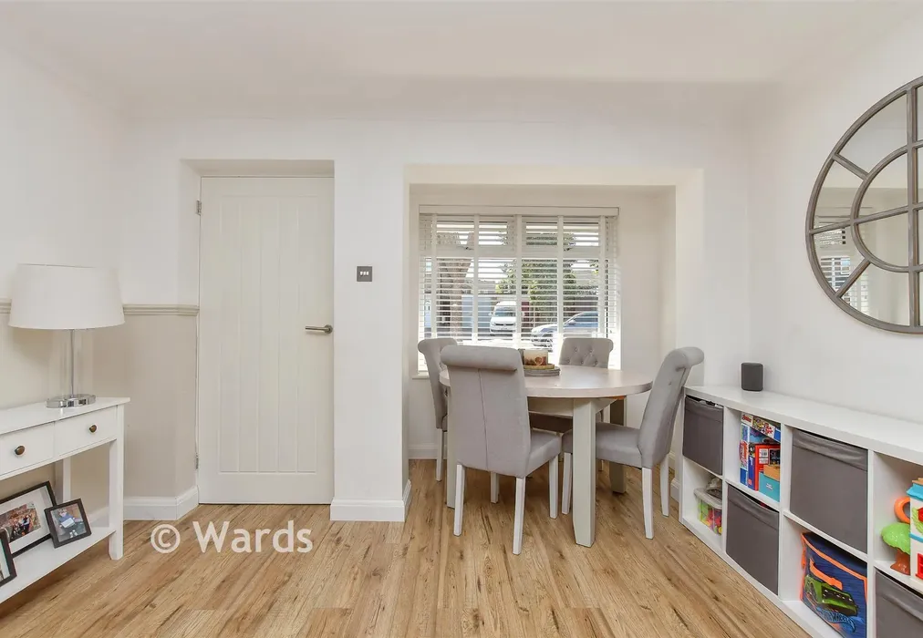 Lounge/Diner - Battlesmere Road, Cliffe Woods, Rochester, Kent - Wards of Kent