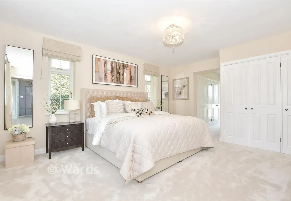 Bedroom 1 - Pleasant Valley Lane, East Farleigh, Kent - Wards of Kent
