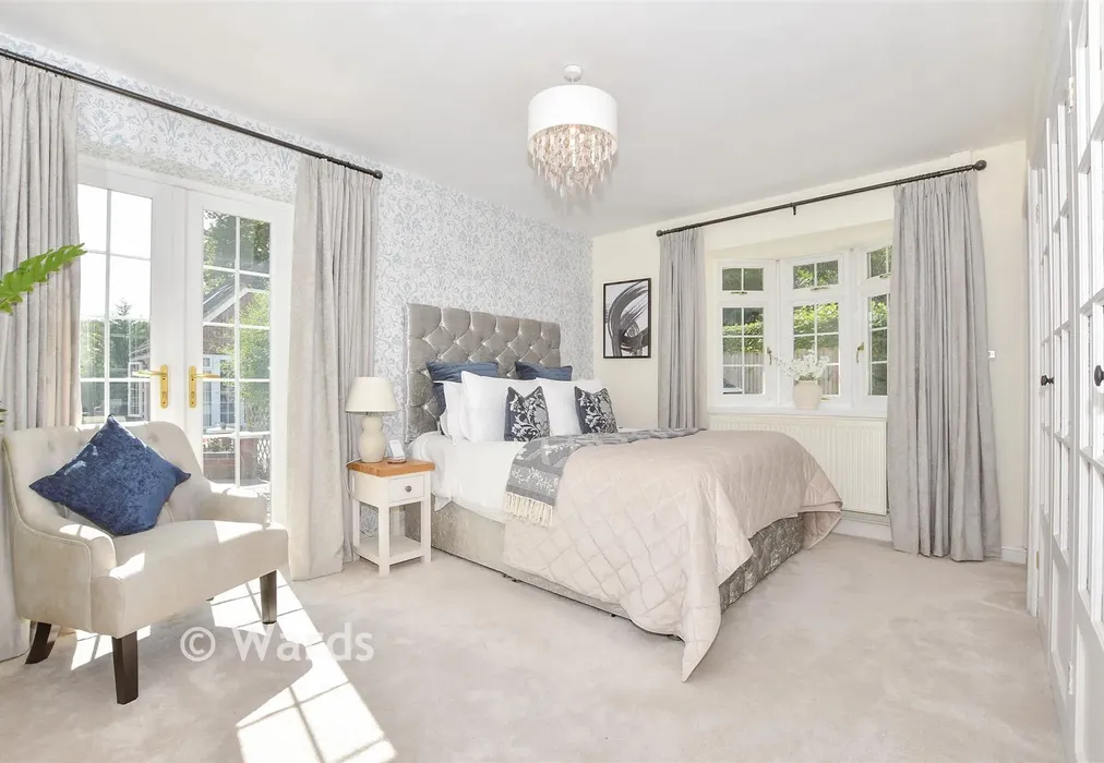 Bedroom 2 - Pleasant Valley Lane, East Farleigh, Kent - Wards of Kent