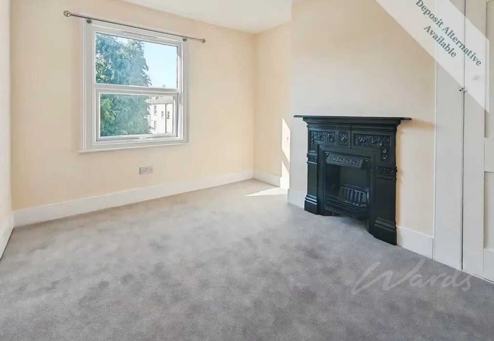 bedroom - Black Bull Road Folkestone CT19 - Wards of Kent
