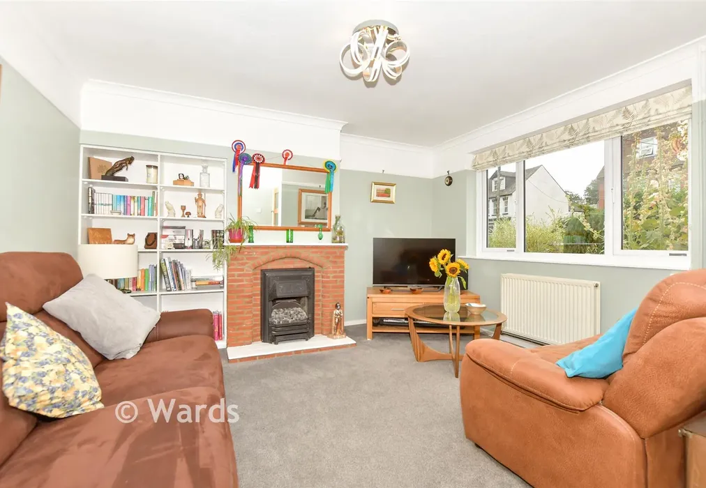 Lounge - High Street, Lyminge, Folkestone, Kent - Wards of Kent