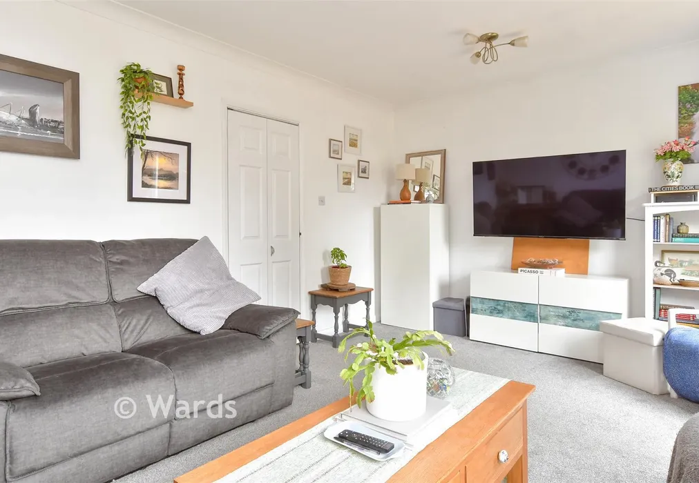 Lounge - Tunbury Avenue, Walderslade, Chatham, Kent - Wards of Kent