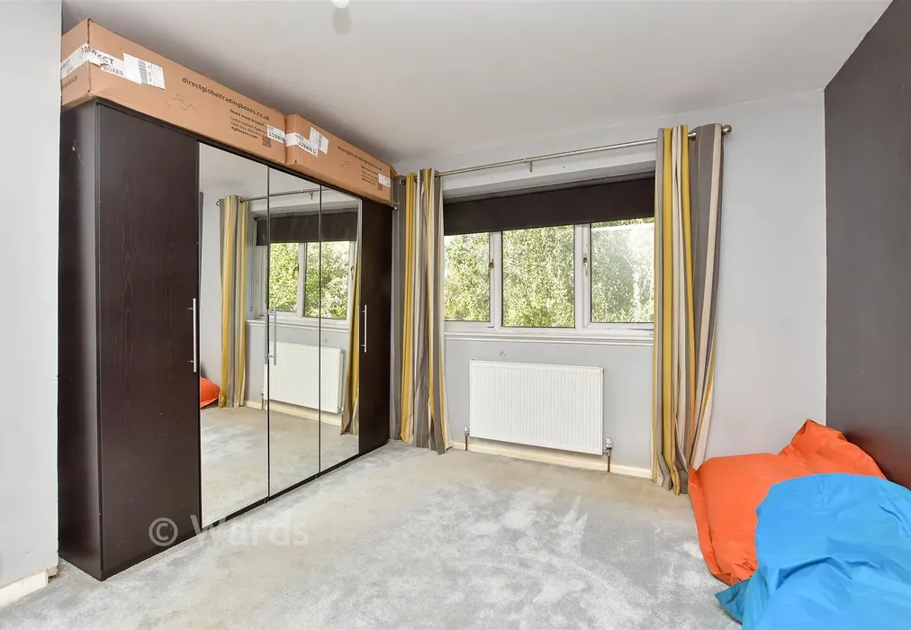 Bedroom 1 - Danson Way, Rainham, Gillingham, Kent - Wards of Kent