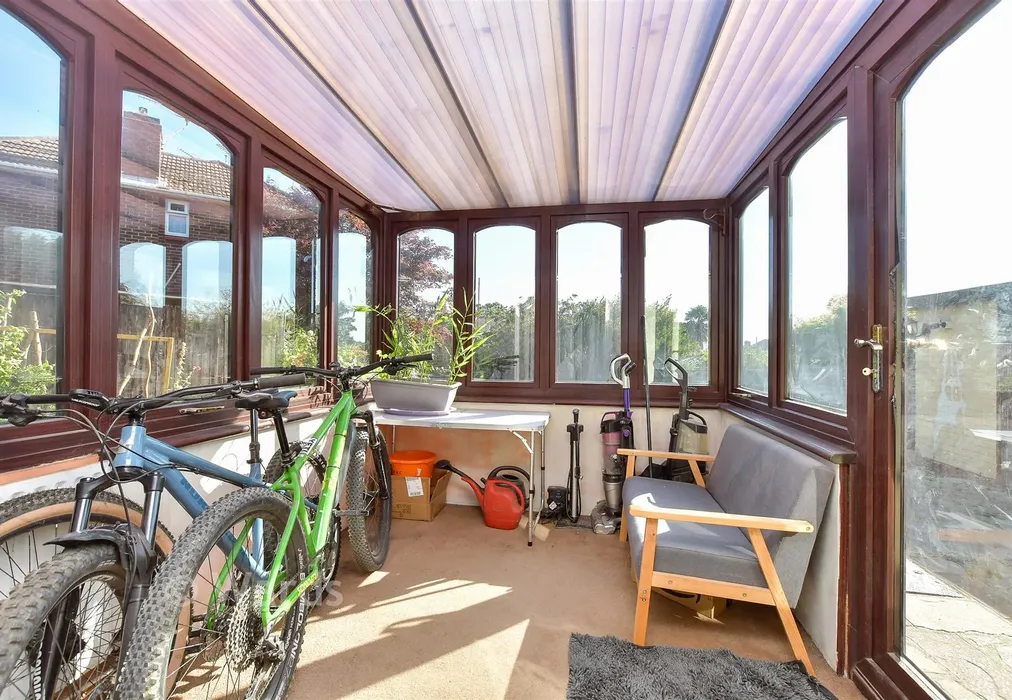 Conservatory - Danson Way, Rainham, Gillingham, Kent - Wards of Kent