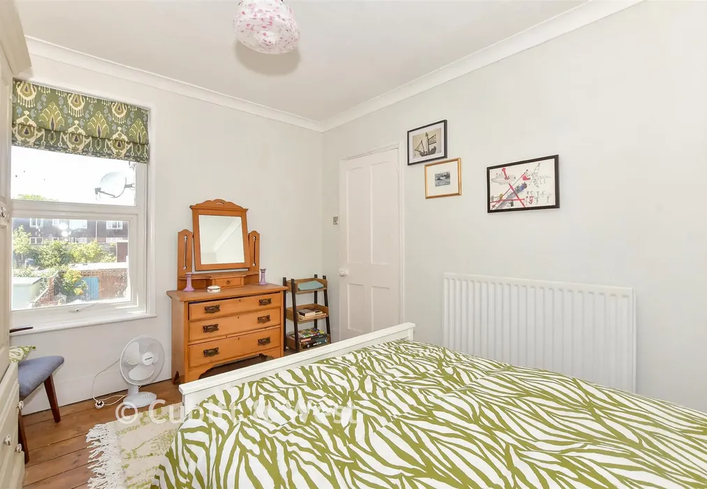 Bedroom 2 - Bridge Road, Emsworth, Hampshire - Wards of Kent