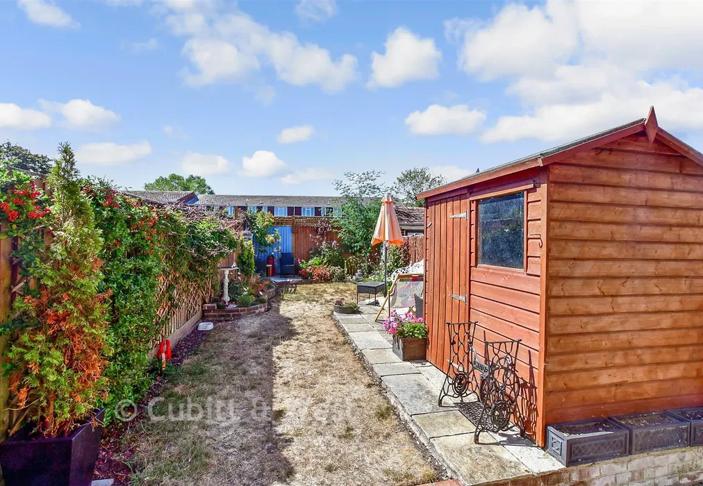 Rear Garden - Bridge Road, Emsworth, Hampshire - Wards of Kent