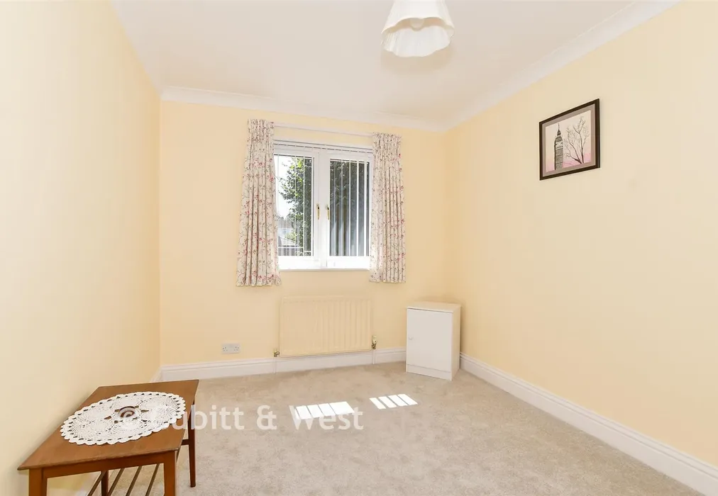 Bedroom 2 - Lime Tree Grove, Shirley, Surrey - Wards of Kent