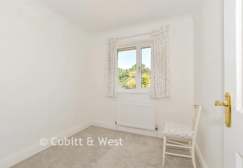 Bedroom 3 - Lime Tree Grove, Shirley, Surrey - Wards of Kent