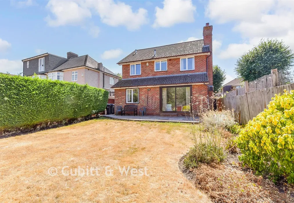 Rear Garden - Lime Tree Grove, Shirley, Surrey - Wards of Kent