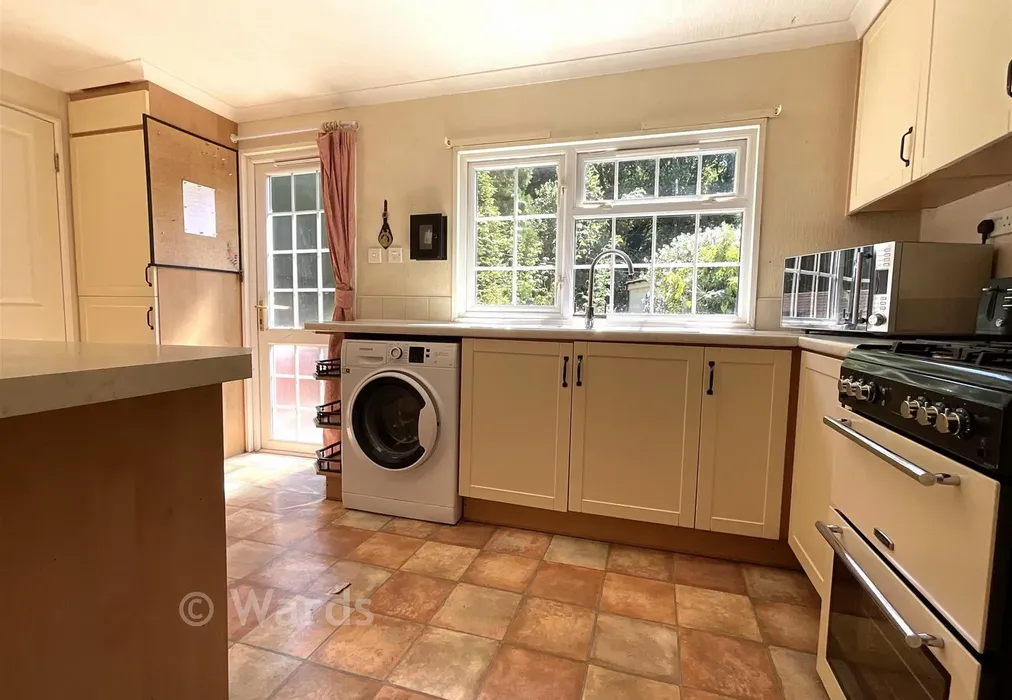 Kitchen - East Hill Park, Knatts Valley, Sevenoaks, Kent - Wards of Kent