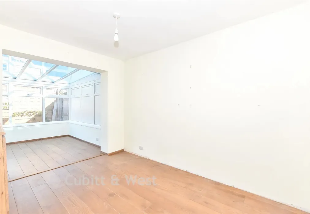 Lounge - Kimbridge Park, East Wittering, East Wittering, West Sussex - Wards of Kent