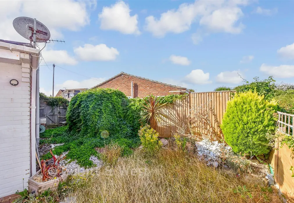 Rear Garden - Kimbridge Park, East Wittering, East Wittering, West Sussex - Wards of Kent