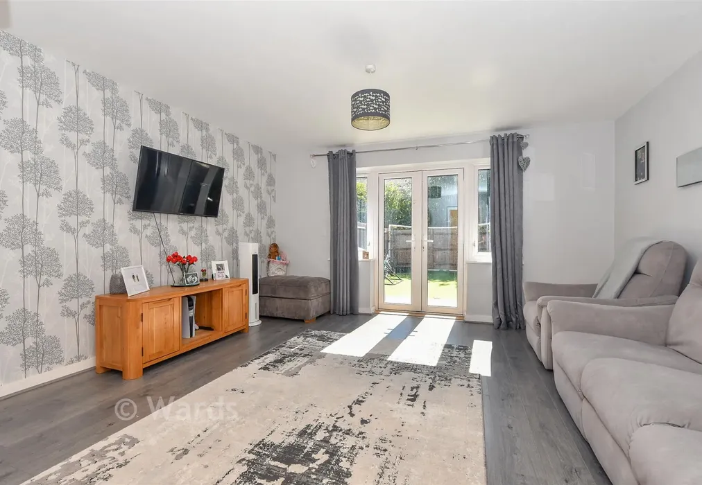 Lounge - The Weavers, Headcorn, Ashford, Kent - Wards of Kent