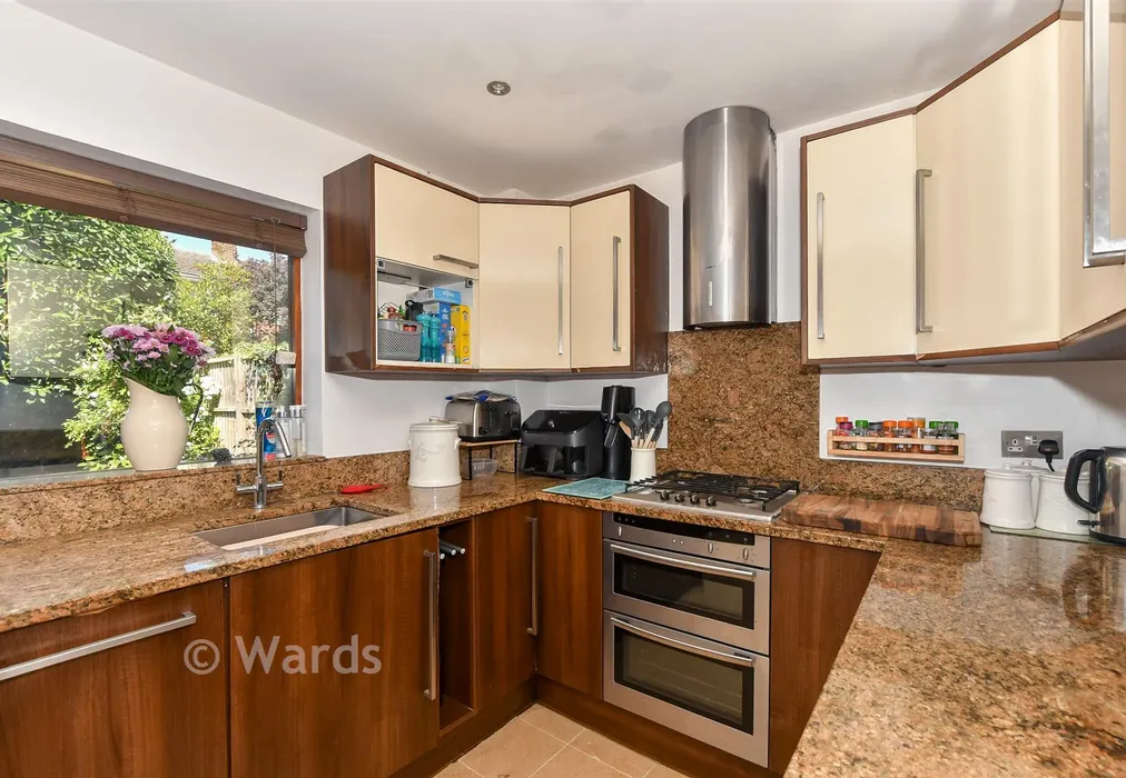 Kitchen - Burdens, Headcorn, Ashford, Kent - Wards of Kent