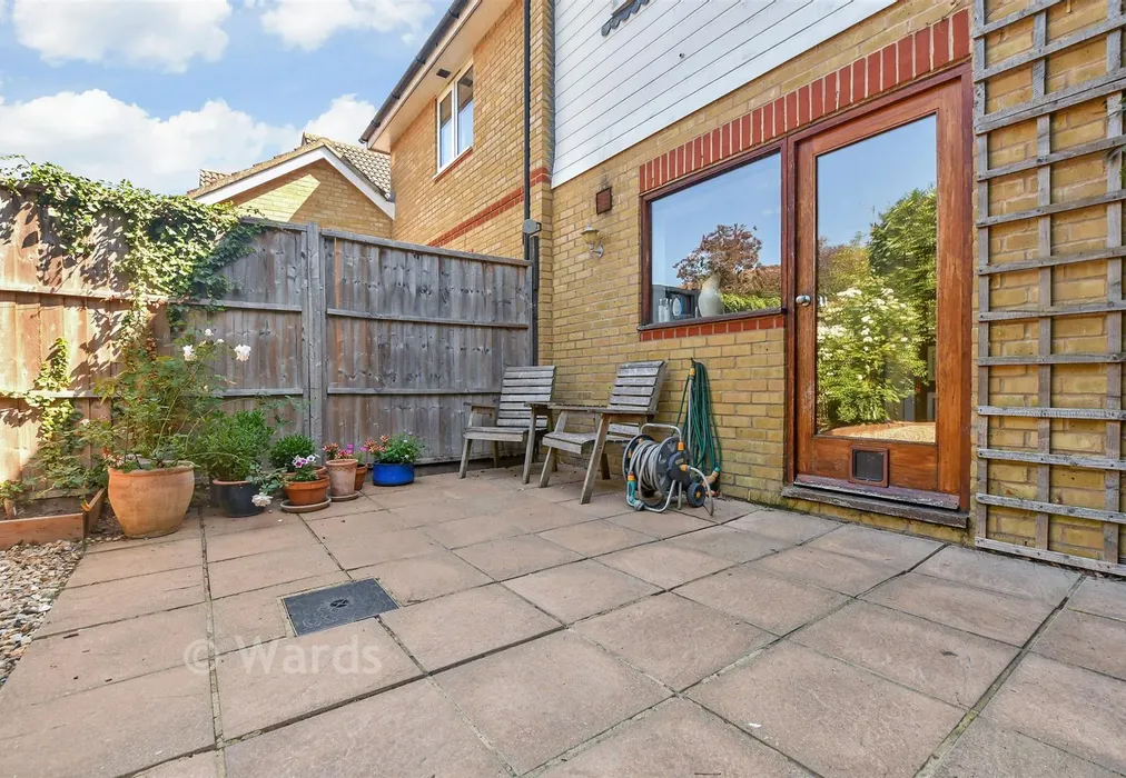 Patio / Decking - Burdens, Headcorn, Ashford, Kent - Wards of Kent