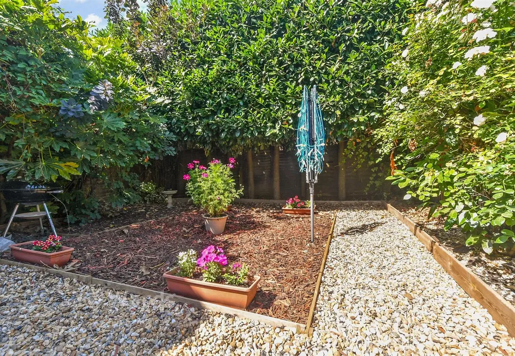 Rear Garden - Burdens, Headcorn, Ashford, Kent - Wards of Kent