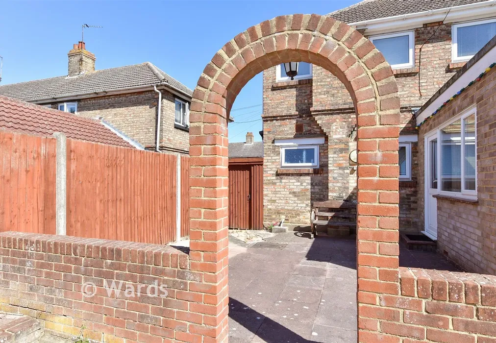 Patio / Decking - Dickens Road, Rochester, Kent - Wards of Kent