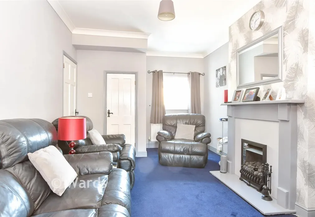 Lounge - Dickens Road, Rochester, Kent - Wards of Kent