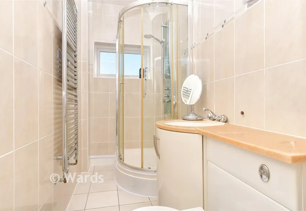 Shower Room - Dickens Road, Rochester, Kent - Wards of Kent