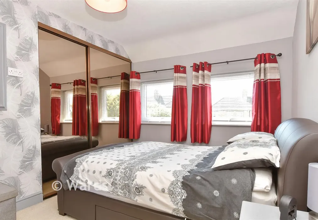 Bedroom 1 - Dickens Road, Rochester, Kent - Wards of Kent