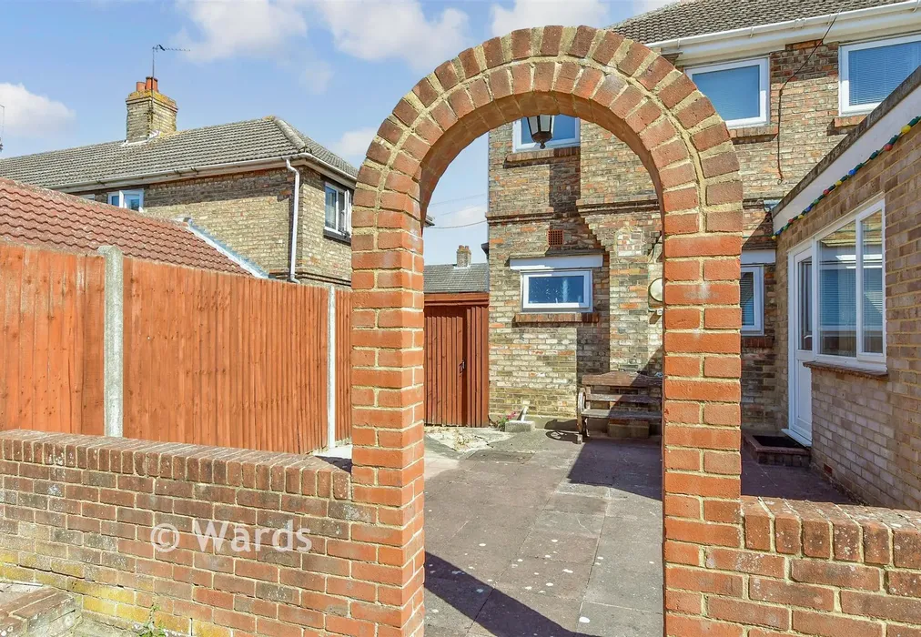Patio / Decking - Dickens Road, Rochester, Kent - Wards of Kent