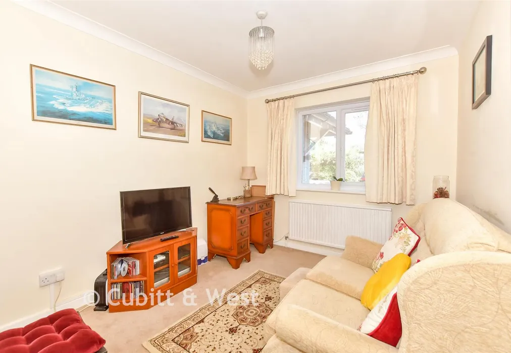 Bedroom 3 - Fosters Close, East Preston, West Sussex - Wards of Kent