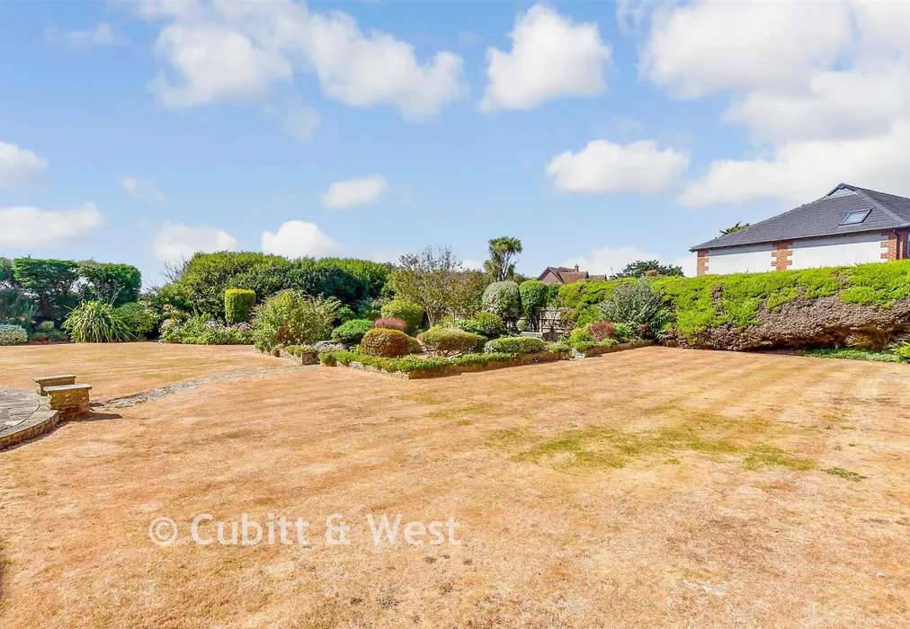 Communal Gardens - Fosters Close, East Preston, West Sussex - Wards of Kent