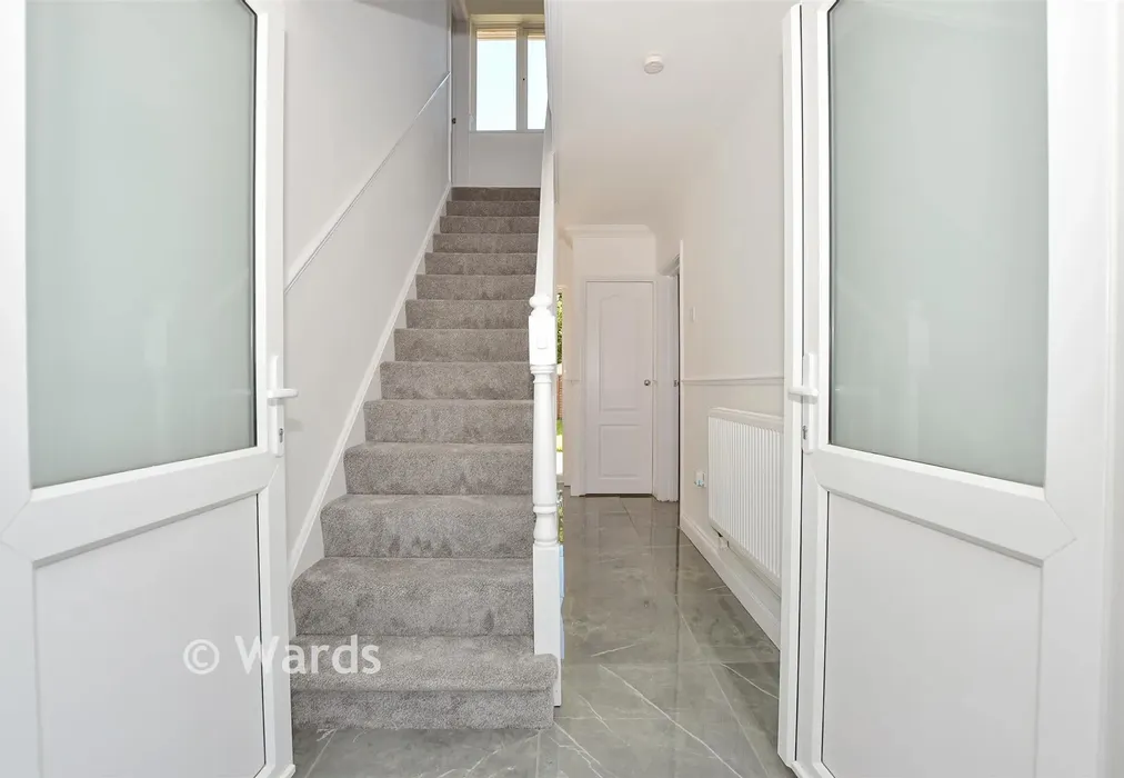 Internal Lifestyle Photograph - Beaufighter Road, West Malling, Kent - Wards of Kent