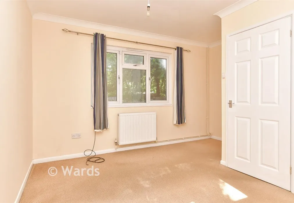 Bedroom 1 - Dargets Road, Walderslade, Chatham, Kent - Wards of Kent