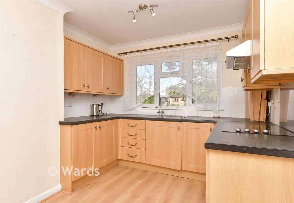 Kitchen - Dargets Road, Walderslade, Chatham, Kent - Wards of Kent