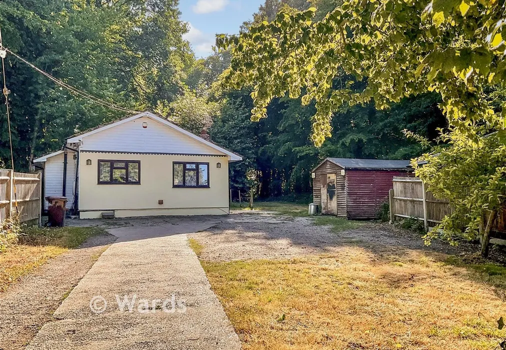 Front - Dargets Road, Walderslade, Chatham, Kent - Wards of Kent