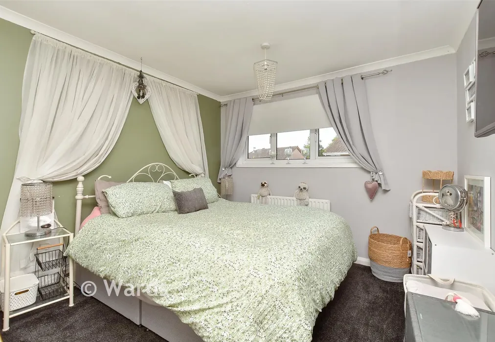 Bedroom 2 - Coverdale Close, Walderslade, Chatham, Kent - Wards of Kent