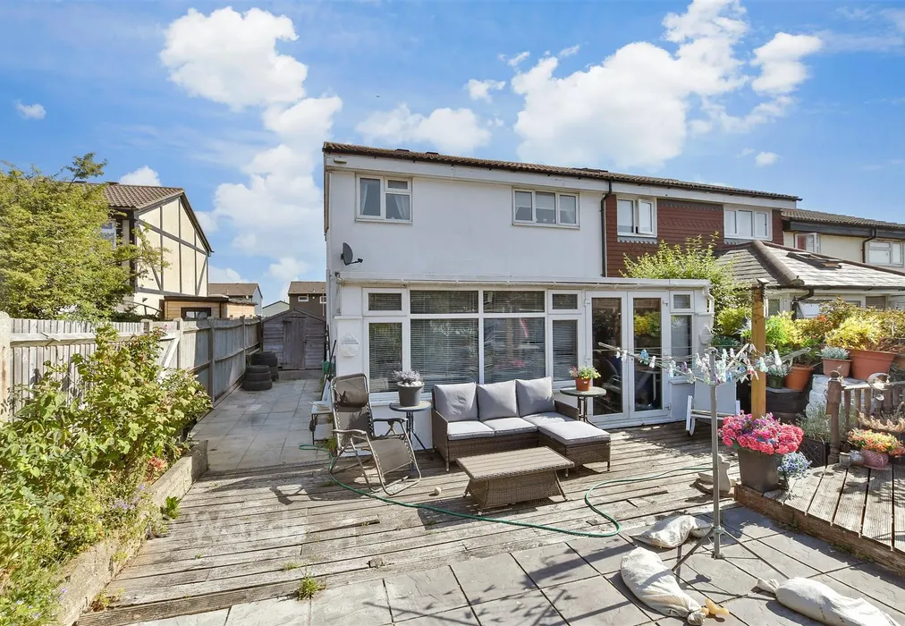 Rear Elevation - Coverdale Close, Walderslade, Chatham, Kent - Wards of Kent