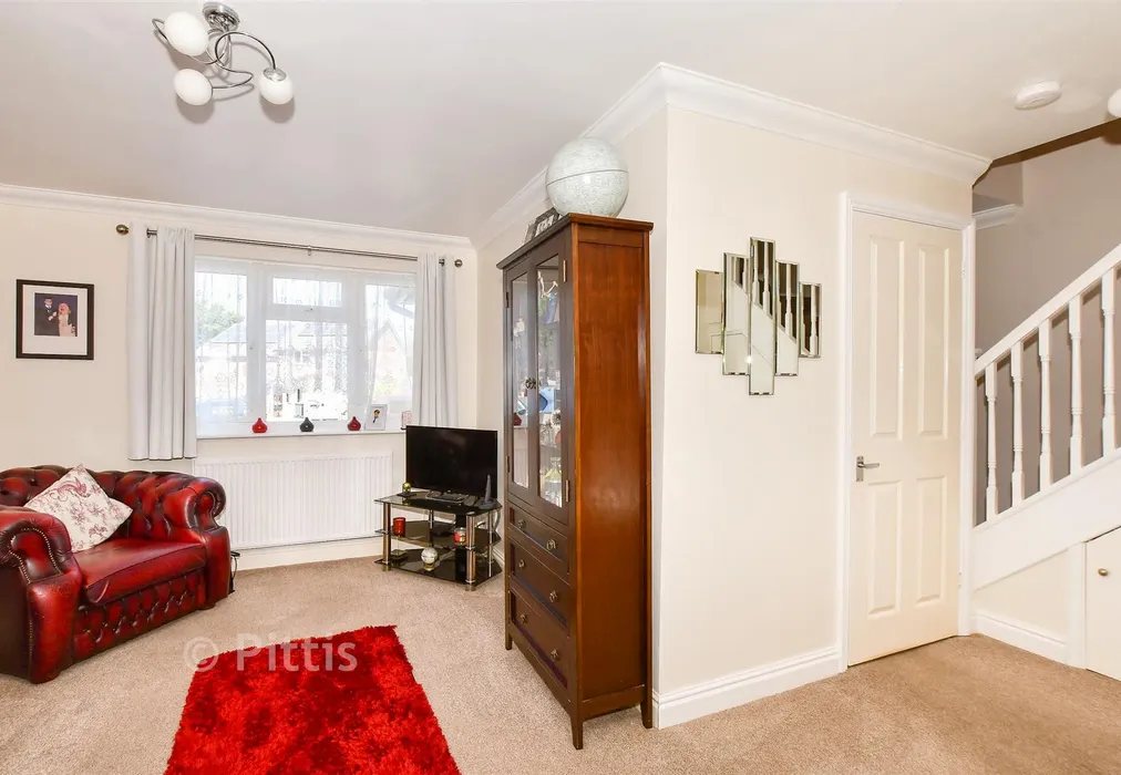 Lounge - Salisbury Way, Sandown, Isle of Wight - Wards of Kent