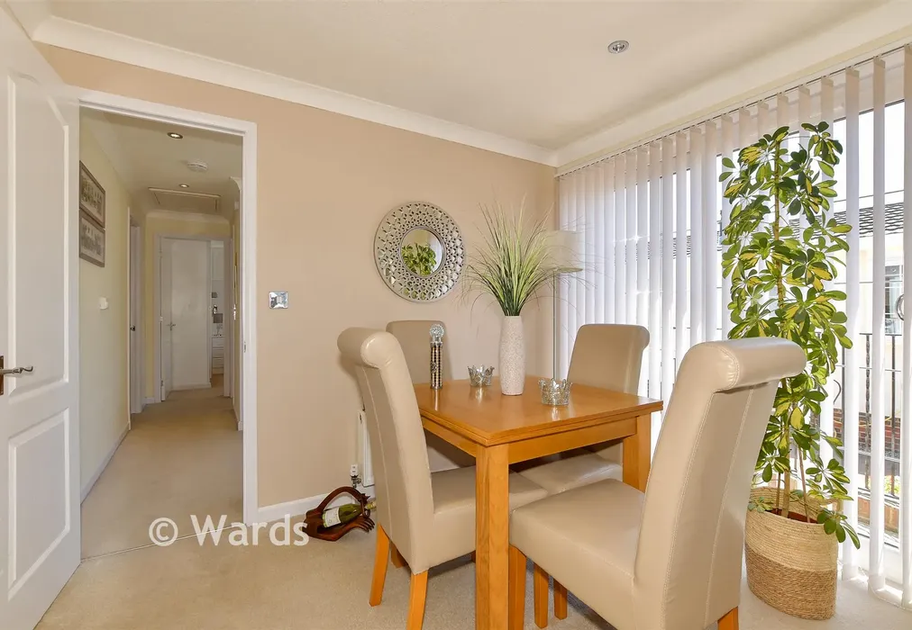 Dining Area - Faversham Road, Seasalter, Whitstable, Kent - Wards of Kent
