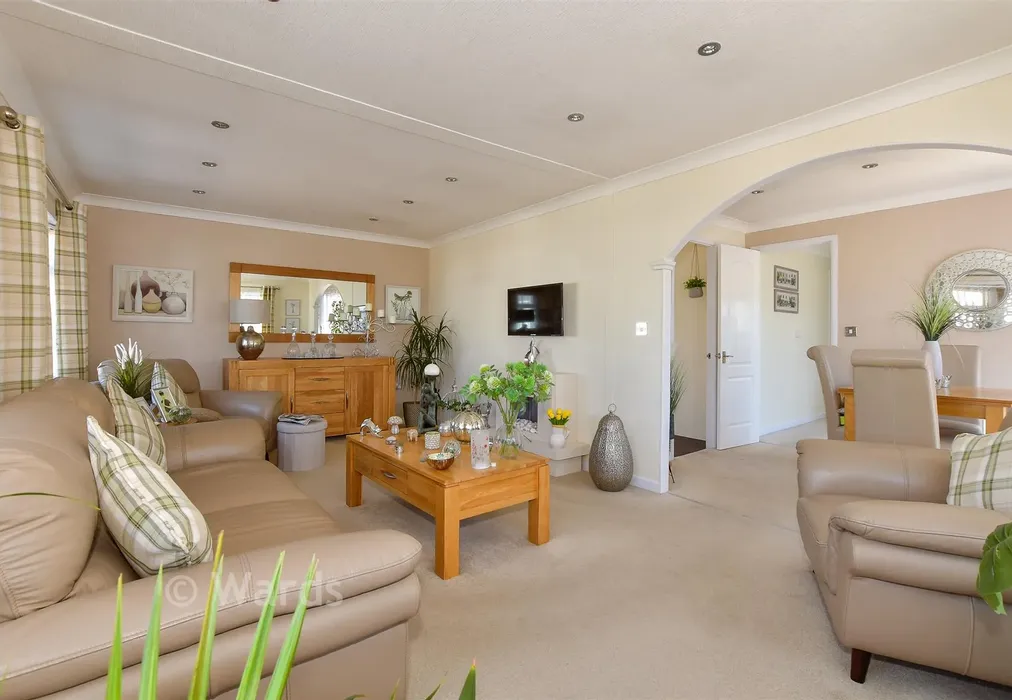 Lounge - Faversham Road, Seasalter, Whitstable, Kent - Wards of Kent