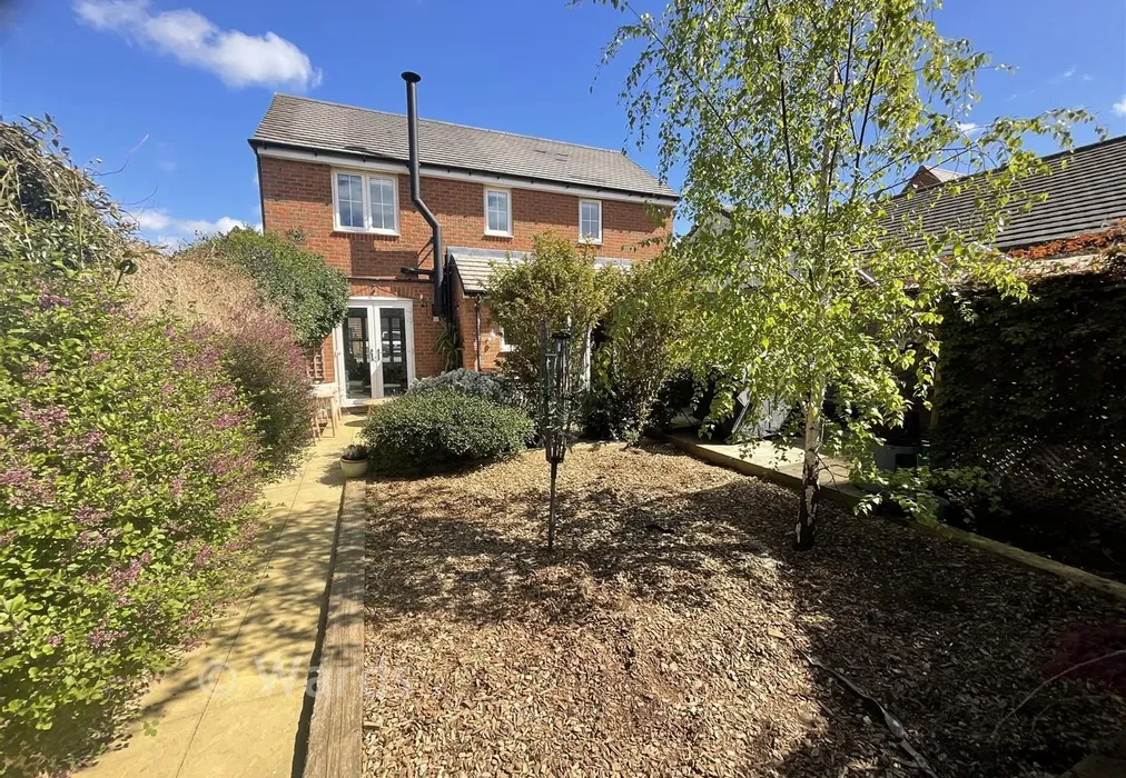 Garden - Nickolls Road, Hythe, Kent - Wards of Kent