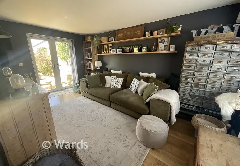 Lounge - Nickolls Road, Hythe, Kent - Wards of Kent