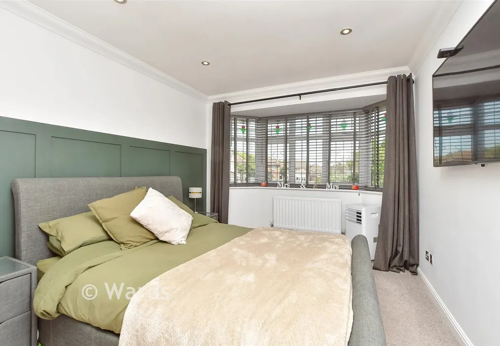 Bedroom 1 - Galena Close, Sittingbourne, Kent - Wards of Kent