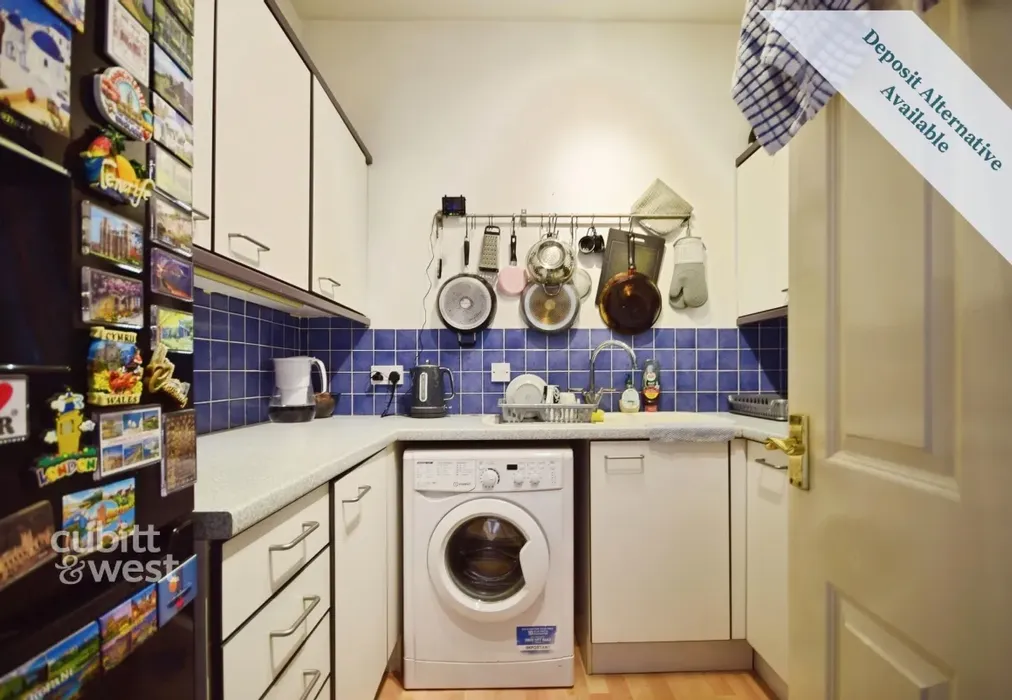 12 Goodwood Court... - The Steyne Bognor Regis PO21 - Wards of Kent