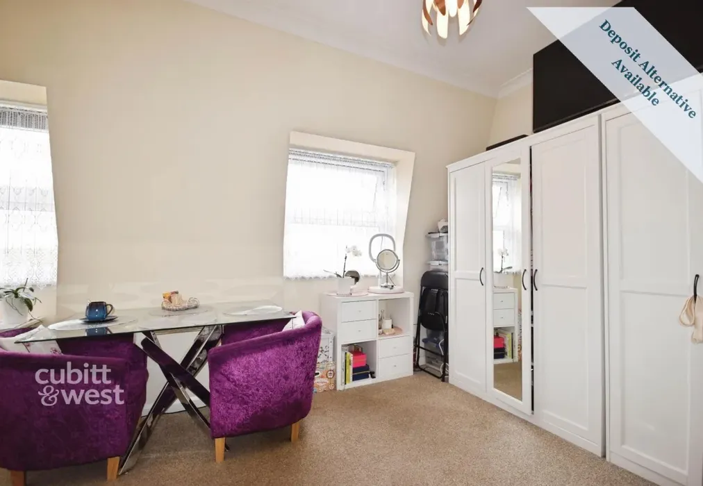 12 Goodwood Court... - The Steyne Bognor Regis PO21 - Wards of Kent
