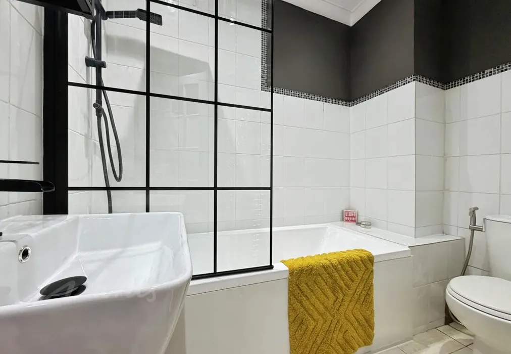 Union bath use - Union Crescent Margate CT9 - Wards of Kent